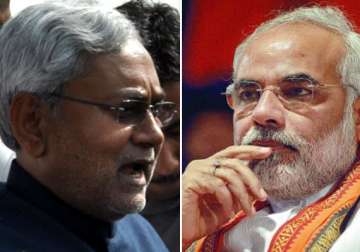 narendra modi will not be acceptable as pm hints nitish kumar
