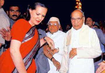 natwar singh s account of frosty relations between sonia and pv narasimha rao