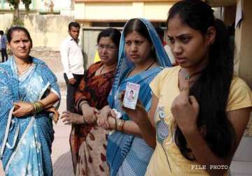odisha 27 percent voting recorded till 11 am