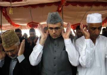 omar abdullah greets people on eid ul fitr