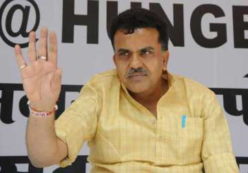 on congress ticket even modi would have lost ls polls sanjay nirupam