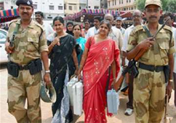 one lakh securitymen for gujarat polls