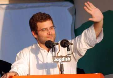 only a congress govt can deliver in up says rahul
