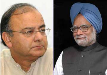 pm must be a leader not just a reader writes arun jaitley