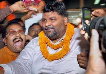 pappu yadav s sensational disclosure even nda government bought mps offering cash and call girls