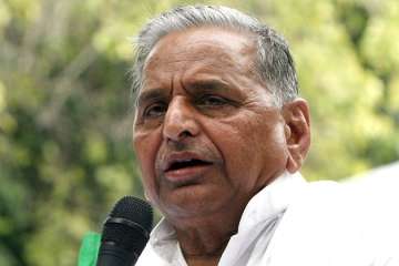 petition filed against mulayam for making dictator like speech