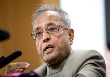 pranab accuses bjp of changing stand on lokpal bill in 24 hrs
