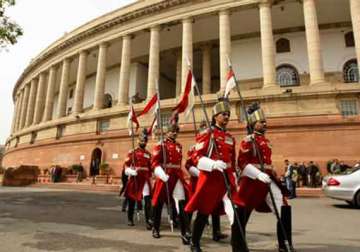 presentation of union budget in ls halted briefly