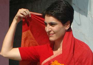 priyanka holds brainstorming session with cong workers