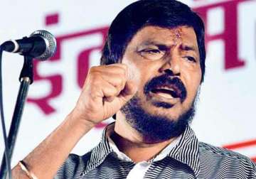 rpi announces seat demands in maharashtra