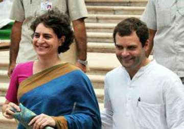 rahul gandhi priyanka in amethi on three day visit