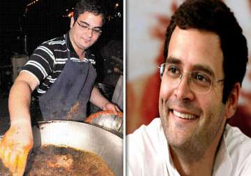 rahul gandhi look alike sells fried chicken legs in surat