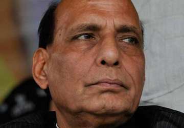 rajnath visits muzaffarnagar demands cbi probe into riots