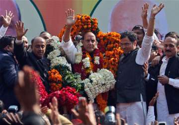 rajnath singh defends gadkari