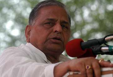 sp announces candidates for up uttarakhand polls