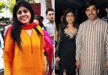 shahnawaz hussain and reena just made for each other
