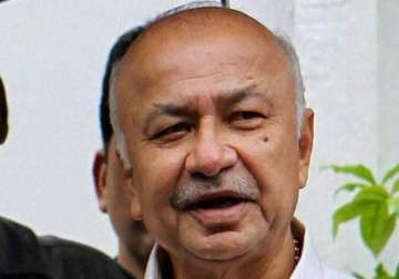 shinde refuses to comment on cbi action on jindal rao