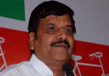 shivpal yadav threatens to arrest mediapersons