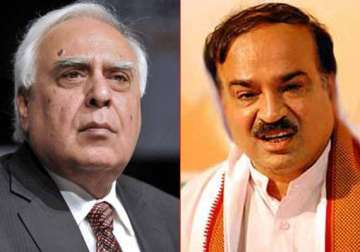 sibal ananth kumar challenge kejriwal s corrupt list