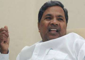 siddaramaiah criticises jayalalithaa over cauvery row