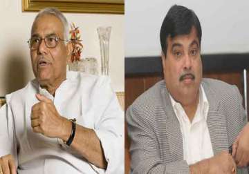 sinha disagrees with gadkari s views on income tax abolition