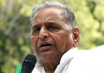 some bjp leaders contacted me to prevent modi from becoming pm claims mulayam