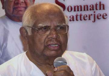 somnath calls for immediate change in cpi m leadership