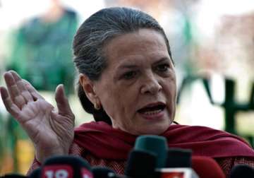 sonia gandhi parties must stand united against maoists