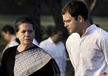 sonia gandhi to address rally for rahul in amethi