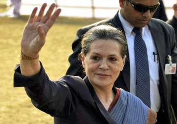 sonia to address congress mps today