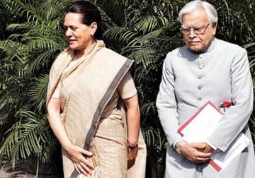 surprised to know sonia gandhi will write a book says natwar singh