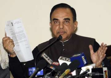 swamy welcomes hazare ending fast