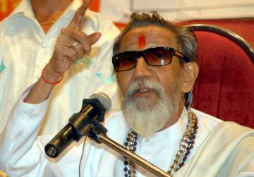 thackeray pitches for hindutvawadi prime minister