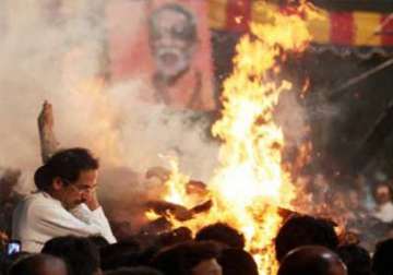 thackeray s ashes immersed in sangam