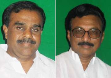 telangana effect 7 congress mps from ap resign from parliament