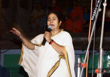 trinamool set to sweep lok sabha polls in bengal