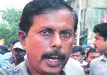 trinmool leader terms bengal police cpi m stooge