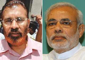 vanzara adored modi like a god but he couldn t rise to the occasion under the evil influence of amit shah