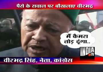 virbhadra singh abuses media threatens to break camera