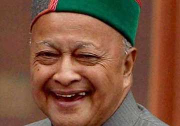 virbhadra meets pm asks for rs 7 565 cr package for hp