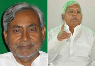 who is the secular leader in nda lalu asks nitish