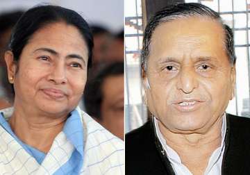 will talk to mamata before taking stand on president poll says mulayam