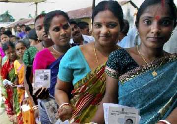 44.5 pc polling in purnia bypoll