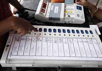 35 per cent voter turnout recorded in varanasi till 1 pm