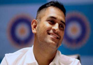 accepted sachin is no longer available dhoni