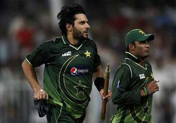 afridi akmal shine as pak a beats afghanistan by 8 wickets