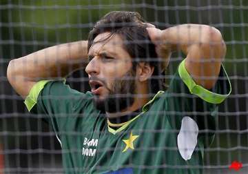 afridi fined rs 45 lakhs cleared to play abroad