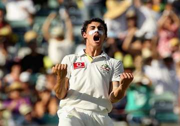 akram s tips helped me says aussie bowler mitchell starc