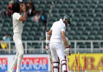 amla praises ishant for exploiting conditions well