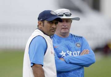 are dhoni and bcci official patel at war over duncan fletcher